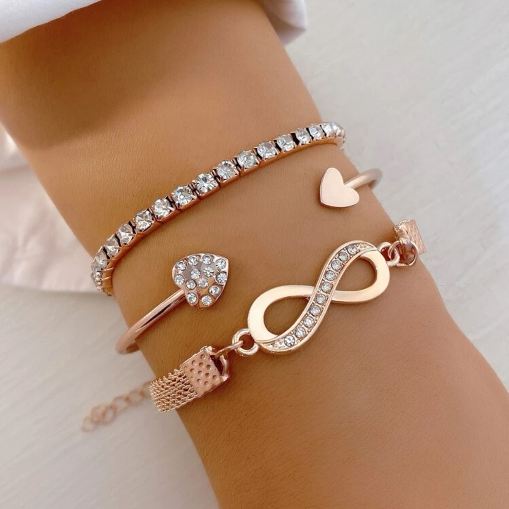 Rose Gold Radiant Hearts Bracelet Set - Picture 1 of 3